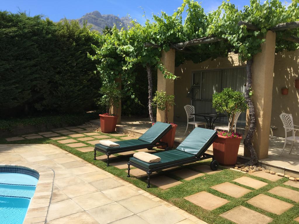 Casablanca Bed And Breakfast Stellenbosch Extérieur photo