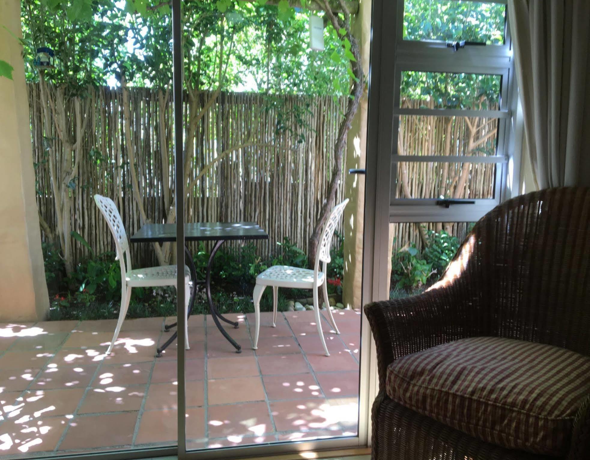 Casablanca Bed And Breakfast Stellenbosch Extérieur photo